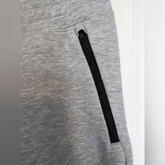 Men's Uniqlo Track Pants - Size XS - Picture 3 of 4